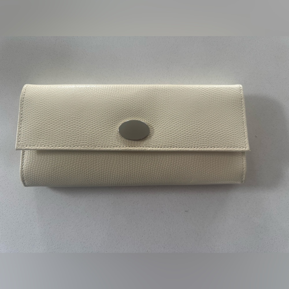 Pottery Barn Mckenna Leather Travel Jewelry Portfolio. Ivory. NO MONOGRAM